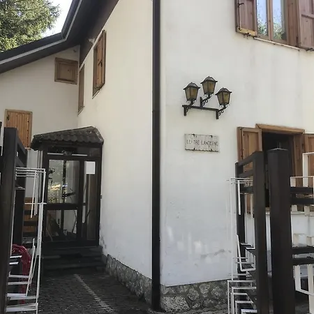 Delle Tre Lanterne * Рокказаро